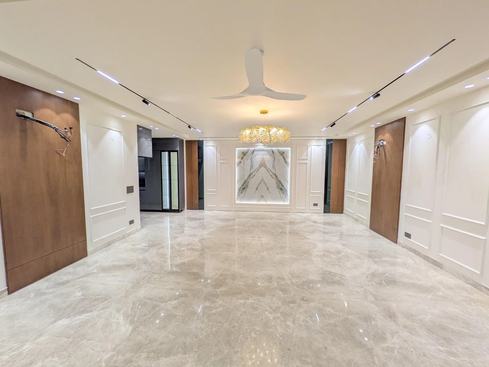 4 BHK Flat / Builder Floor in Sector 16, Faridabad