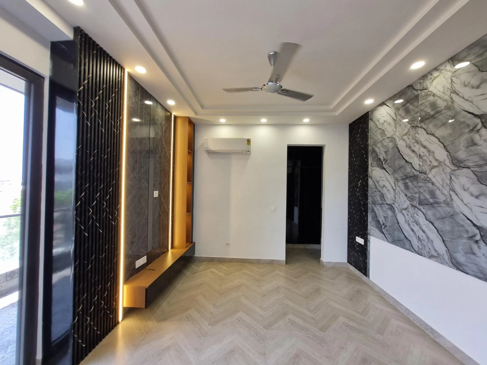 3 BHK Flat in Sector 70, Faridabad