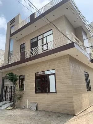 2 BHK Flat / Builder Floor in Sector 83, Faridabad